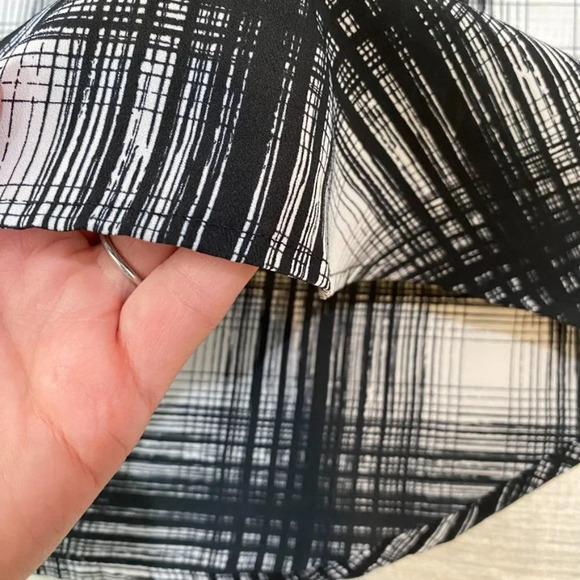 George Gingham Crosshatch Plaid Print Sleeveless Blouse in Black/White Size L - Picture 5 of 11